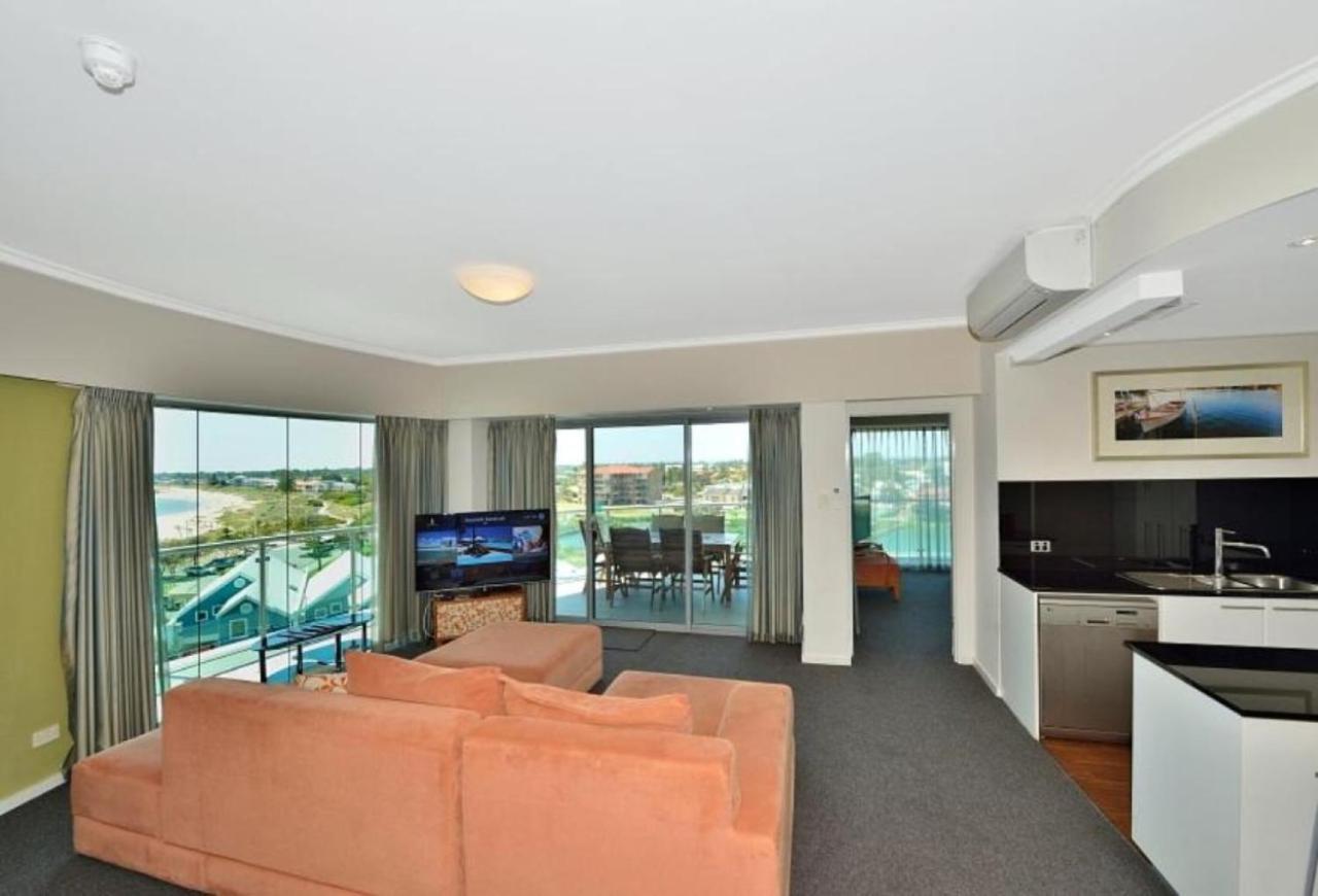 A 406 Fantastic Ocean Beach And Marina View Apt - Μαντούρα Εξωτερικό φωτογραφία