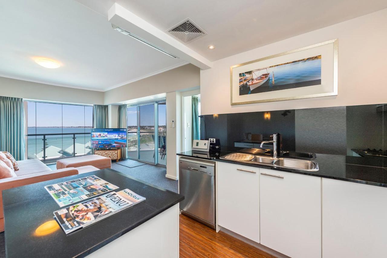 A 406 Fantastic Ocean Beach And Marina View Apt - Μαντούρα Εξωτερικό φωτογραφία